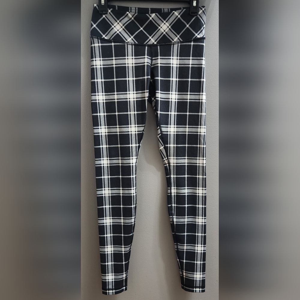 Wunder Under size 6